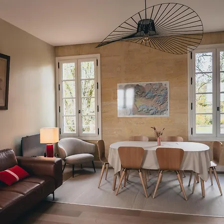 Apartament Chateau Moncets *