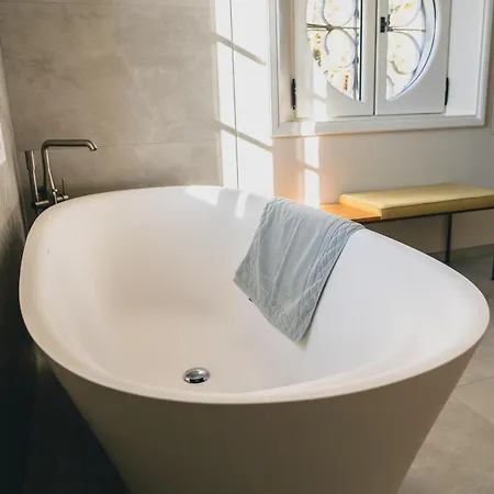 Apartament Chateau Moncets *