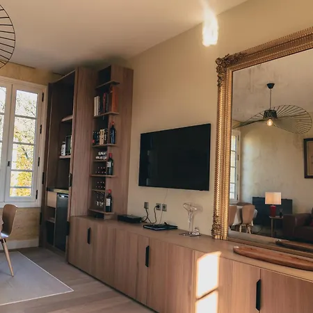 Chateau Moncets Apartament Néac